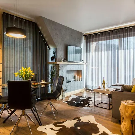 アパート Halnica Pod Skocznia - Jacuzzi & Sauna, Parking *